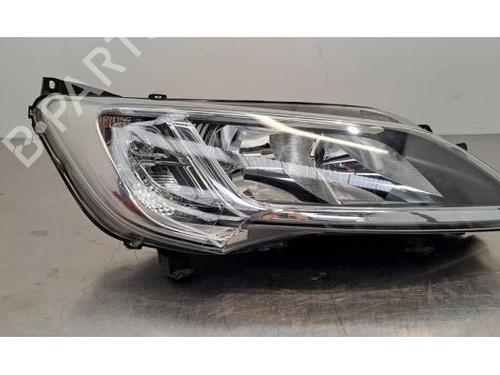 Used Right headlight OPEL MOVANO C Van (U9) 2.2 D (120 hp) 27923658