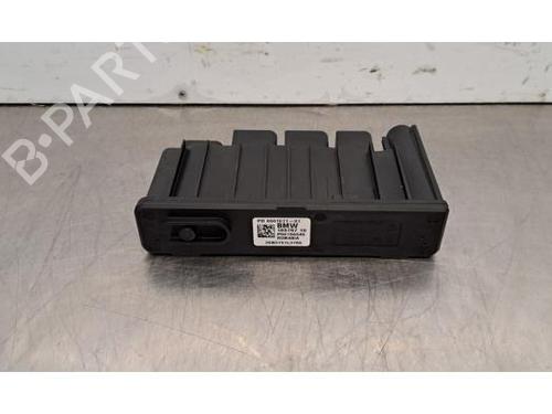 Used Ignition distributor BMW 1 (F40) M 135 i xDrive (306 hp) 30530647