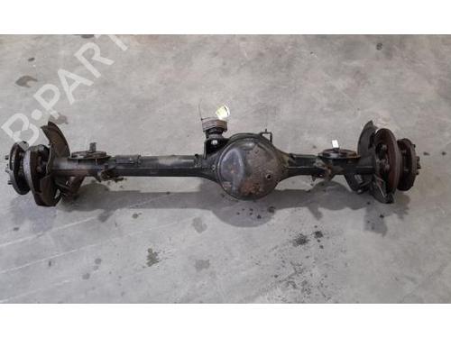 Used Rear axle LAND ROVER DEFENDER Station Wagon (L316) 2.5 Td5 4x4 (L316) (122 hp) 23623479