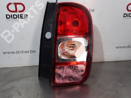 Used Right taillight Right taillight DACIA DUSTER (HS_) 1.2 TCe 125 (125 hp) 10881038 10881038