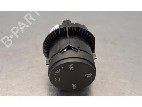 Switch AUDI Q4 E-TRON Sportback (F4N) 45 | BP39495774I30 - Image 7