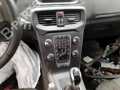 Used Instrument cluster Instrument cluster VOLVO V40 Hatchback (525) D2 (120 hp) 10870356 10870356