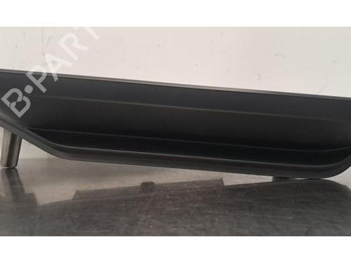 Display monitor BMW 1 (F40) 118 i | BP30116841C48