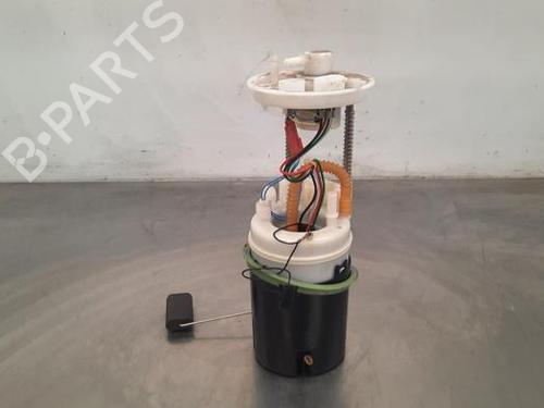Used Fuel pump BMW X6 (E71, E72) M (555 hp) 23614771