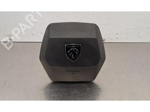 Used Driver airbag Driver airbag PEUGEOT 5008 III (KA_, KB_, KC_) e-210 (213 hp) 33753337 33753337