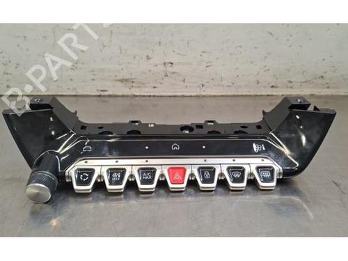 Used Climate control Climate control 38181386 38181386