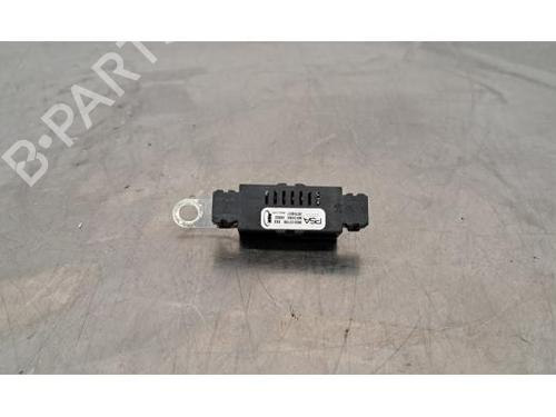 Used Electronic module PEUGEOT 308 III (FB_, FH_, FP_, F3_, FM_) e-308 (FMZKWZ) (156 hp) 24157063