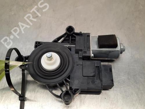 Used Electronic module BMW 3 (G20, G80, G28) 318 i (156 hp) 23640760