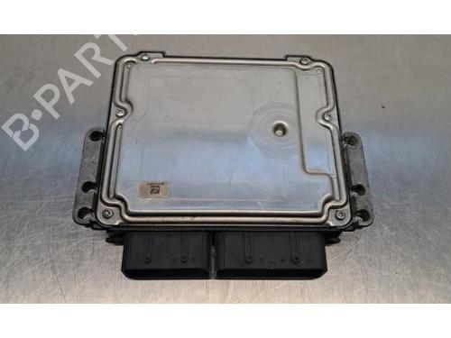Engine control unit (ECU) PEUGEOT 308 II (LB_, LP_, LW_, LH_, L3_) 1.6 BlueHDi 120 | BP29195581M57