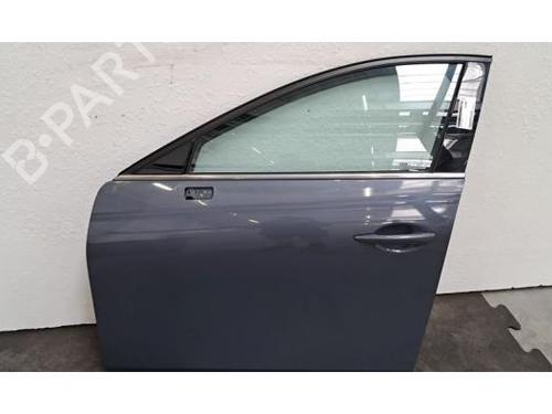 left-front-door-mazda-3-hatchback-bp-2018-40483606 main image