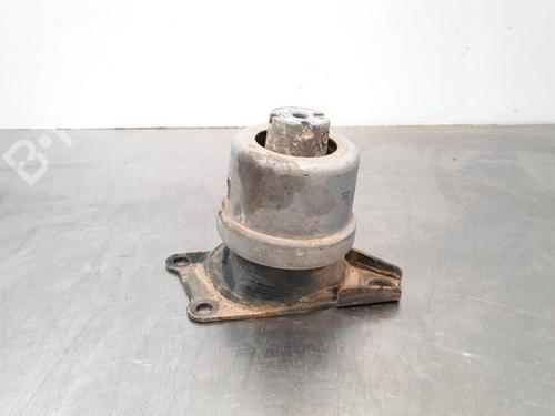Used Engine mount VW TRANSPORTER T6 Van (SGA, SGH, SHA, SHH) 2.0 TDI (150 hp) 15029475