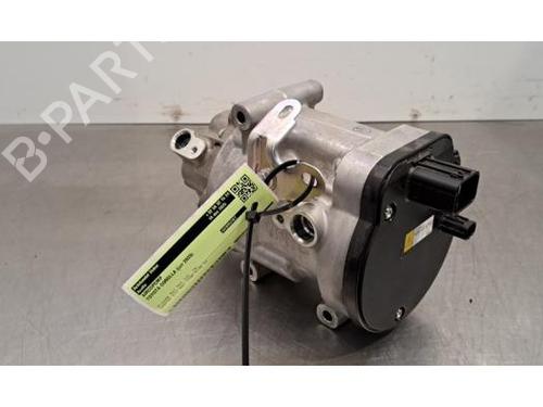 Used AC compressor TOYOTA COROLLA Hatchback (_E21_, _EA1_, _EH1_) 1.8 Hybrid (ZWE211, ZWE219) (122 hp) 31705438