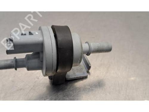 Used Electronic sensor Electronic sensor CITROËN C3 III (SX) 1.2 PureTech 82 (83 hp) 40240689 40240689