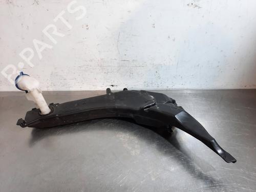 Used Windscreen washer tank PEUGEOT 308 II (LB_, LP_, LW_, LH_, L3_) 1.5 BlueHDi 130 (131 hp) 18238278
