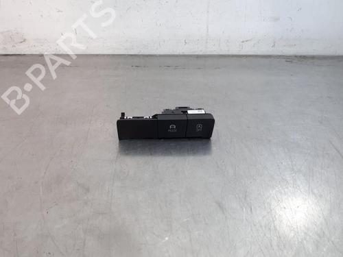 switch-skoda-kamiq-nw4-2019-34048311 main image