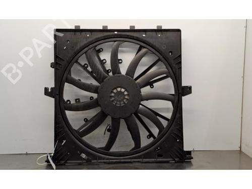 Used Radiator fan Radiator fan 36379530 36379530