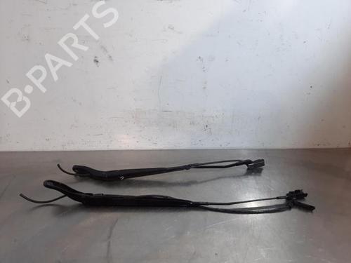 Used Front windshield wiper arm OPEL COMBO Box Body/MPV (K9) 1.5 D (102 hp) 20079628