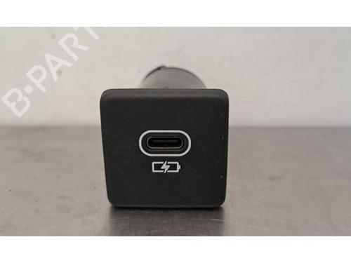 Used Electronic module LAND ROVER RANGE ROVER SPORT II (L494) 5.0 SCV8 4x4 (575 hp) 30521356