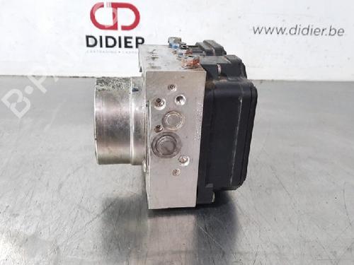 Used ABS pump MITSUBISHI L200 / TRITON (KJ_, KK_, KL_) 2.4 DI-D 4WD (KL1T) (181 hp) 10883648
