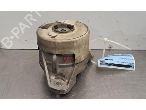 Used Engine mount MERCEDES-BENZ C-CLASS (W205) C 200 d (205.007) (136 hp) 32376603