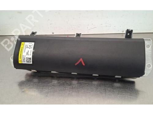 Used Knee airbag Knee airbag VOLVO XC40 (536) Recharge (231 hp) 33612476 33612476