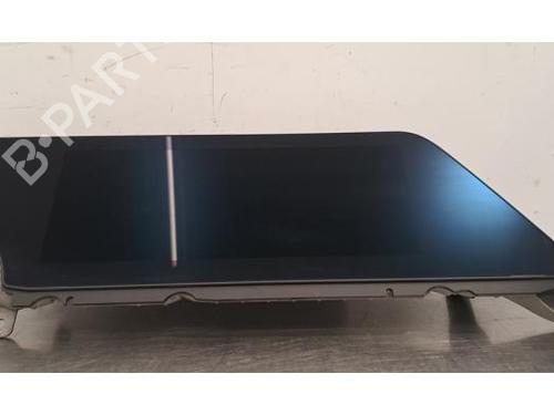 Used Display monitor BMW 1 (F40) 118 i (140 hp) 29701182