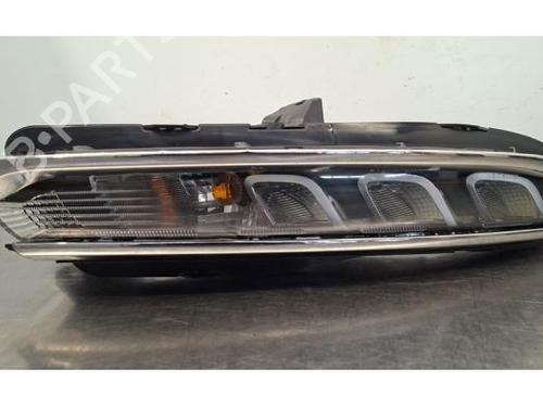 Feu diurne droit CITROËN C3 III (SX) 1.2 THP 110 (SXHNPS, SXHNZT, SXHNZ6) (110 hp) 31911038