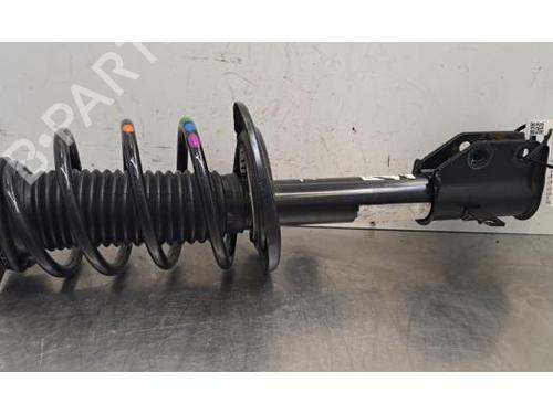 Used Right front shock absorber Right front shock absorber PEUGEOT 2008 II (UD_, US_, UY_, UJ_, UR_, UC_) 1.2 Hybrid 136 (URHPYC, USHPY) (136 hp) 38181392 38181392