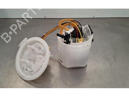 Used Fuel pump Fuel pump BMW 4 Coupe (G22, G82) 420 i (184 hp) 32398881 32398881