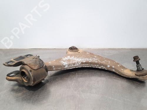Used Right front suspension arm VOLVO V60 I (155) 1.6 DRIVe (114 hp) 10899093