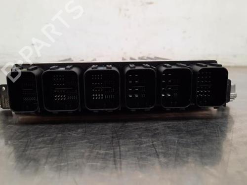 Used Engine control unit (ECU) LAND ROVER DEFENDER Station Wagon (L663) P300 Si4 4x4 (300 hp) 23608187