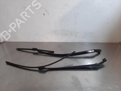 Used Front windshield wiper arm TOYOTA AVENSIS Estate (_T27_) 1.6 D4-D (WWT270_) (112 hp) 23579812