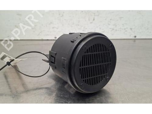 speaker-mg-mg-zs-suv-azs1-2017-40285093 main image