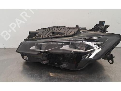 Used Left headlight PEUGEOT 308 III (FB_, FH_, FP_, F3_, FM_) e-308 (FMZKWZ) (156 hp) 30651125