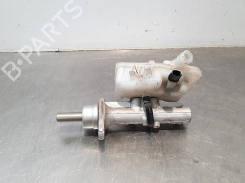 Used Brake master cylinder RENAULT TRAFIC III Van (FG_) 1.6 dCi 125 (FGMH) (125 hp) 17112409