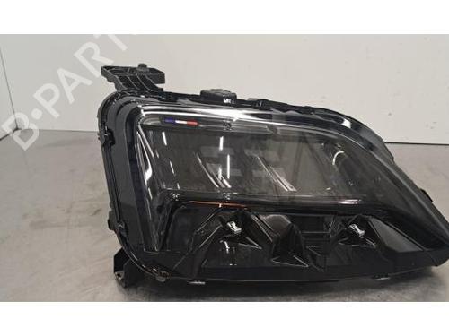 Used Right headlight Right headlight RENAULT 5 E-Tech 150 (150 hp) 40240910 40240910