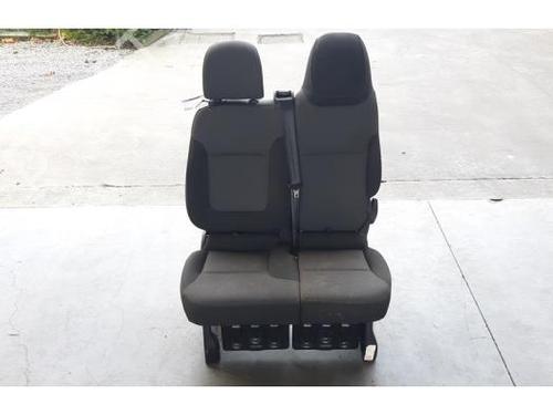 Used Right front seat NISSAN PRIMASTAR Van (X82) 2.0 dCi 130 (131 hp) 23596166