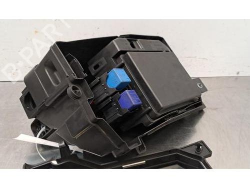 Fuse box DACIA DUSTER (PYM_, PYN_) 1.6 HYBRID 140 | BP35772651E1  - Image 6