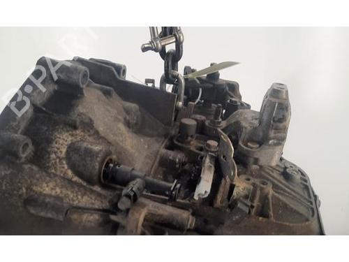 Gearbox PEUGEOT EXPERT Van (V_) 2.0 BlueHDi 120 | BP31029592M3