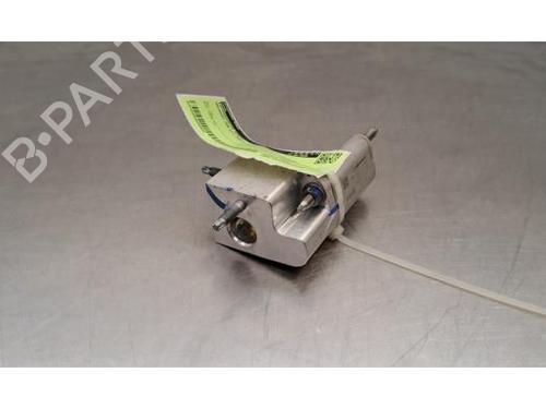 Used Electronic sensor Electronic sensor PEUGEOT 408 II (FP_, F3_, FM_) e-210 (FMZKZZ) (213 hp) 30501299 30501299