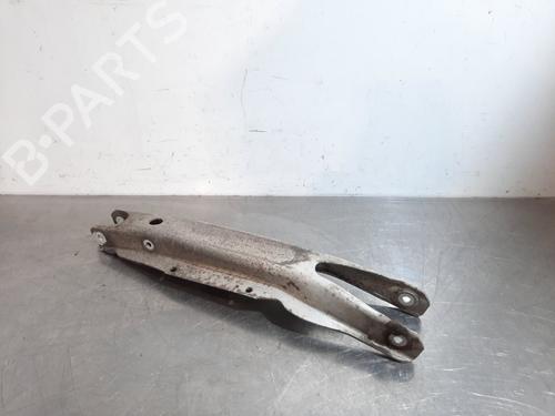 Used Left rear suspension arm MERCEDES-BENZ CLA Coupe (C117) CLA 200 (117.343) (156 hp) 15037028