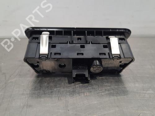 Switch BMW iX (I20) xDrive 50 | BP11728572I30 