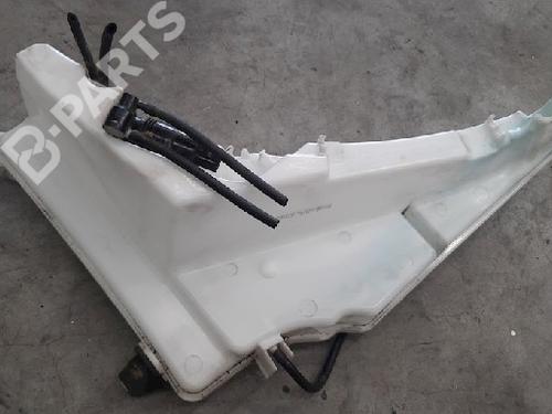 Used Windscreen washer tank Windscreen washer tank LAND ROVER RANGE ROVER IV (L405) 4.4 SDV8 4x4 (340 hp) 10878681 10878681