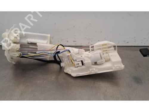 Used Fuel pump TOYOTA YARIS CROSS (MXP_) 1.5 Hybrid (MXPJ10) (116 hp) 30806564