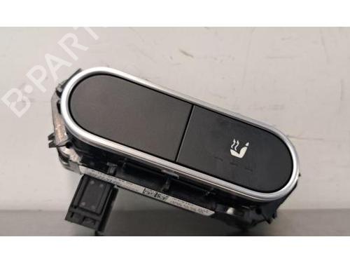 Kombi Kontakt / Stilkkontakt MERCEDES-BENZ CLA Shooting Brake (X118) CLA 180 d (118.603) (116 hp) 31633911