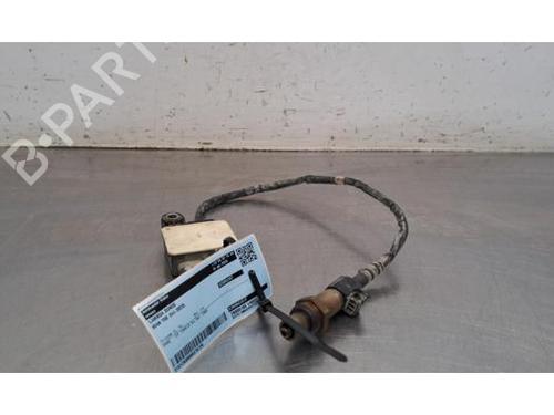 electronic-sensor-man-tge-van-2017-35772604 main image