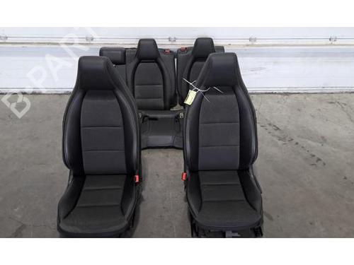 Used Seats set MERCEDES-BENZ CLA Shooting Brake (X117) CLA 180 d (117.912) (109 hp) 30365450