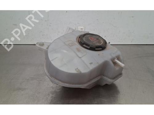 expansion-tank-vw-golf-viii-cd1-da1-2019-37499158 main image