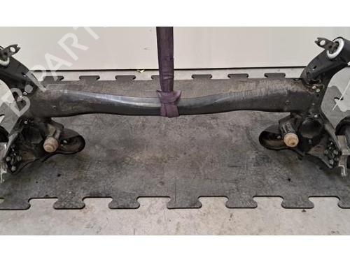 Bagaksel Bagaksel PEUGEOT 5008 II (MC_, MJ_, MR_, M4_) 1.6 THP 165 (M45GZW, M45GYW, M45GYV) (165 hp) 37453828 37453828