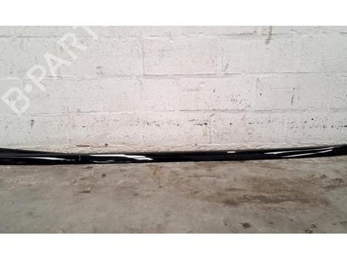 Used Roof bar PEUGEOT 308 III (FB_, FH_, FP_, F3_, FM_) PureTech 130 (FPHNSL, FPHNST) (131 hp) 25730063